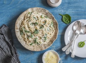 Creamy spinach pasta